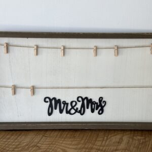 Mr & Mrs Photo Clip Sign